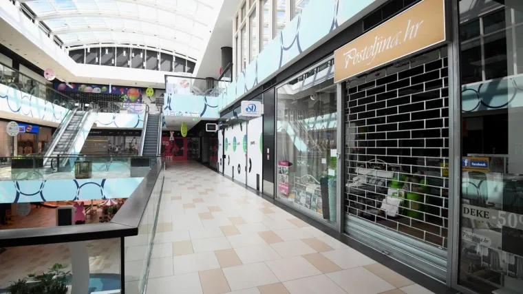 Sprema se ustavna tužba; Gubici se gomilaju, a predviđa se do 15.000 otkaza!