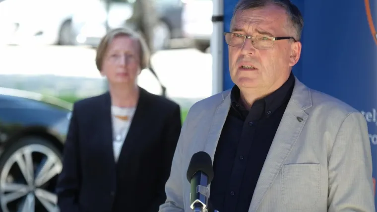 9 novozaraženih, od toga 7 s Brača, preminula jedna osoba u Koprivnici