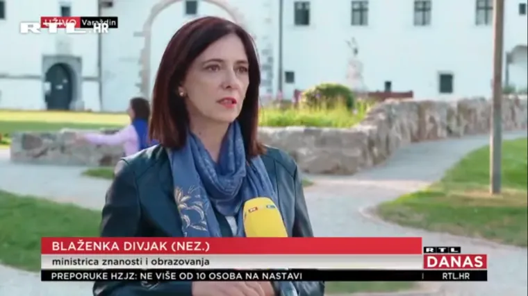 Povratak u &scaron;kole: Tri posto učenika vratilo se u &scaron;kolske klupe