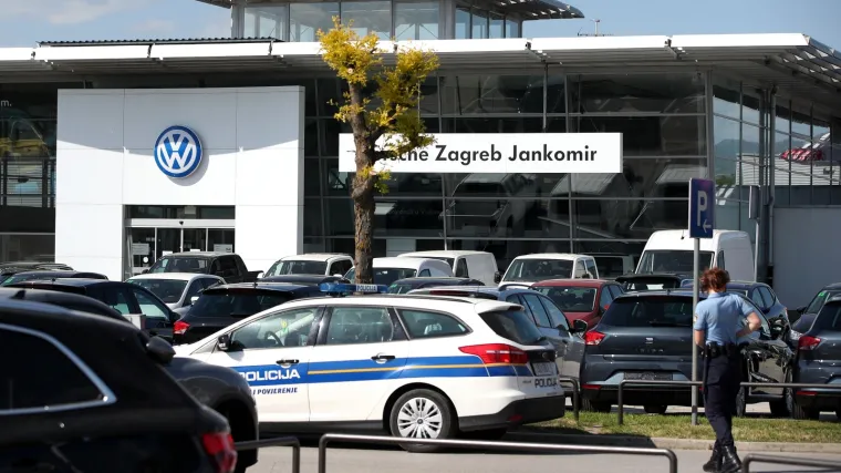 Doznalo se tko je dovezao automobil u čijem je hladnjaku bio eksploziv