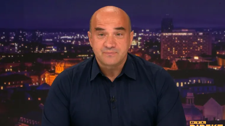 Lauc o Cetinskom: 'Boji se čipova u cjepivu, a u džepu stalno ima mobitel koji ga prati i sve snima'