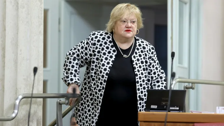 'Doveli smo se u ludilo, HDZ sa stola daje mrvice'