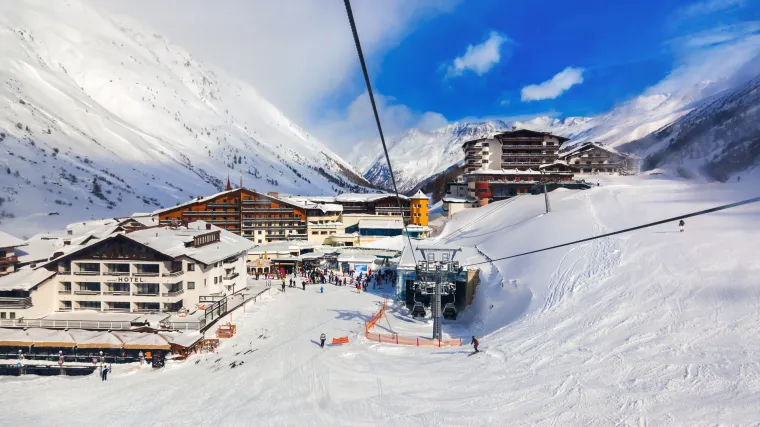 Skijalištima u Tirolu prijete tužbe zbog korone: Oboljeli bi mogli dobiti i do 5 milijuna eura odštete