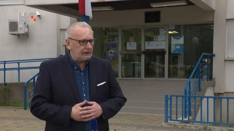 'Informirat ćemo ih. Danas sam bio u Sloveniji, odmah mi je stigao SMS'