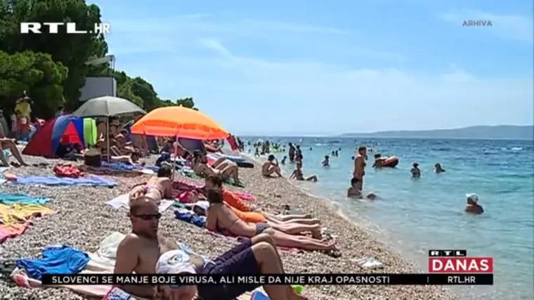 Nova pravila na plažama: Kako izgledaju na makarskoj rivijeri?