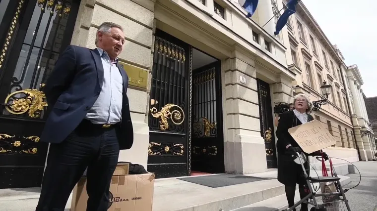 Najstarija zagrebačka aktivistica obračunala se sa Culejom: 'Borili ste se vi za svoju guz*** smrdljivu'