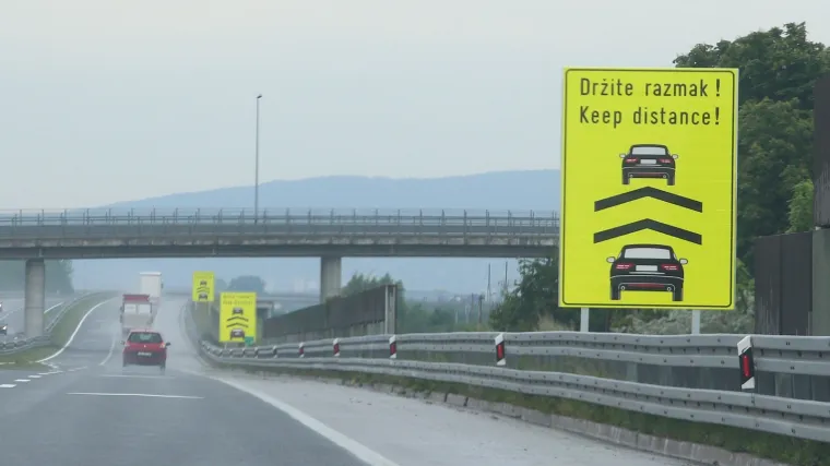 FOTO HAC postavlja nove prometne znakove: Time podsjećaju na sigurnost i odgovornost