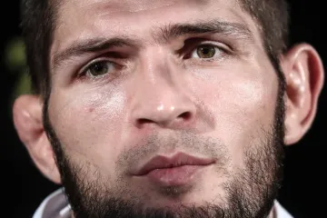 Khabibov otac i dalje se bori za život, ponovno je pao u komu?