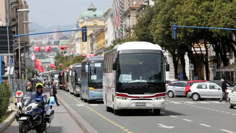 Poduzetnici stižu premijeru pod prozore! 'Vratite nam pravo na rad i spasite tisuće radnih mjesta'