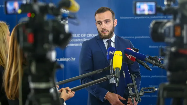 Aladrović nakon pregovora: 'Mislim da su sindikati zadovoljni, želimo naći komprmis'