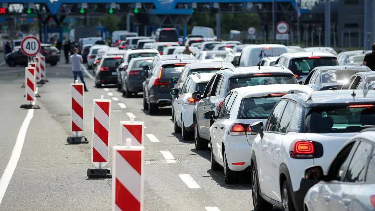 MUP otkrio uvjete pod kojima turisti mogu ući u Hrvatsku. Trebat će im 'papiri'