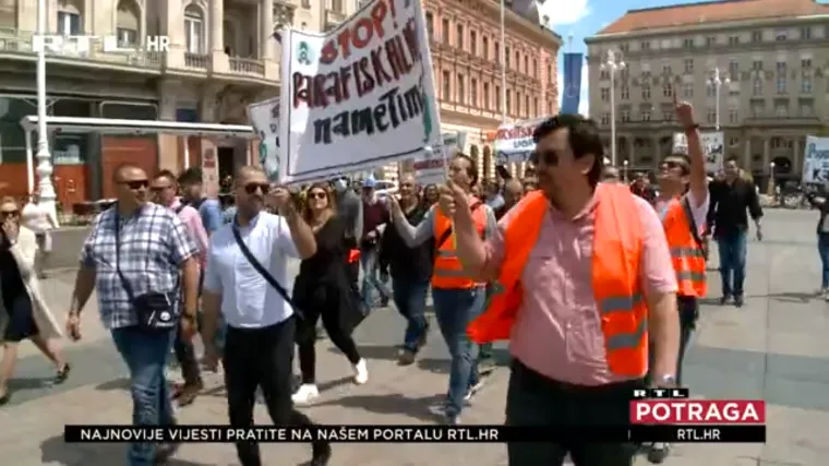 Poduzetnici masovno na ulicama: 'Bilo je vrijeme da pokažemo zube'