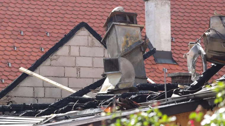 Noćas buknuo požar u poznatom restoranu na Kaptolu: Izgorjeli krovi&scaron;te i dio Baltazara