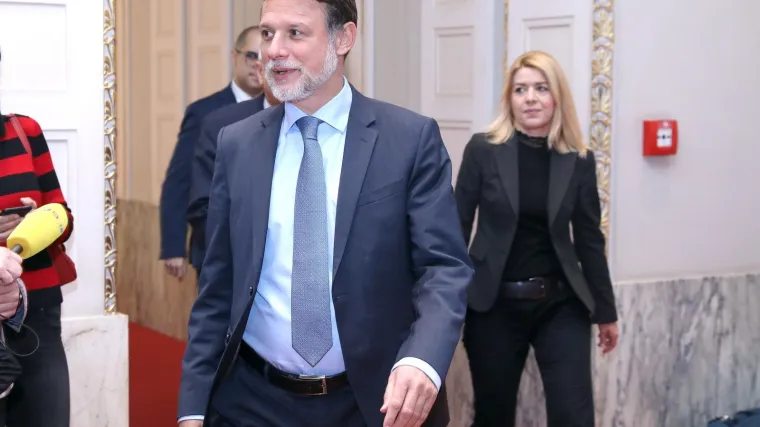 Jandroković komentirao Ninu Raspudića: 'Ja imam troje djece... S istom ženom'