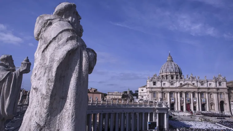 Vatikan dobio pomoć &Scaron;vicarske u istrazi; Kako se izvela transakcija u Londonu?