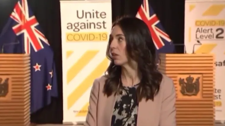 Davala je intervju, kamere su se tresle, a ona...