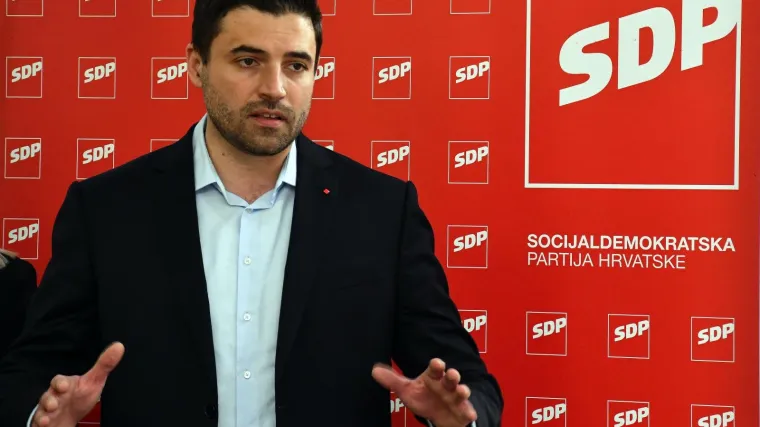 Bernardić: 'Izdaja je nacionalnih interesa da nafta odlazi u mađarske rafinerije'