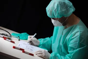 Liječnici misle da obvezno testiranje mora trajati jo&scaron; dva tjedna