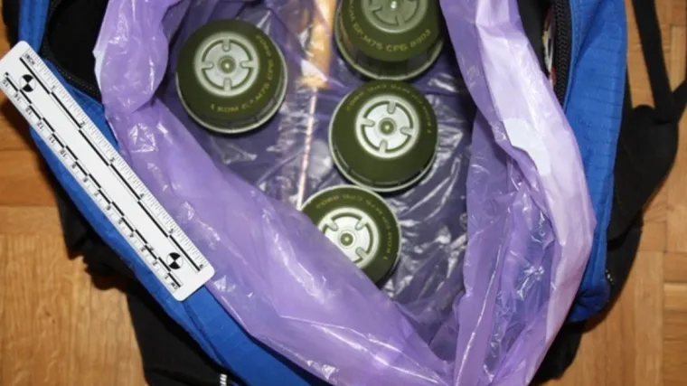 &Scaron;okantno otkriće u Zagrebu: U stanu mu prona&scaron;li drogu, novac i - četiri ručne bombe!