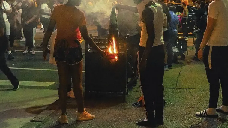 Kaos u još jednom američkom gradu: Sedmero ranjenih u prosvjedima zbog ubojstva crnkinje