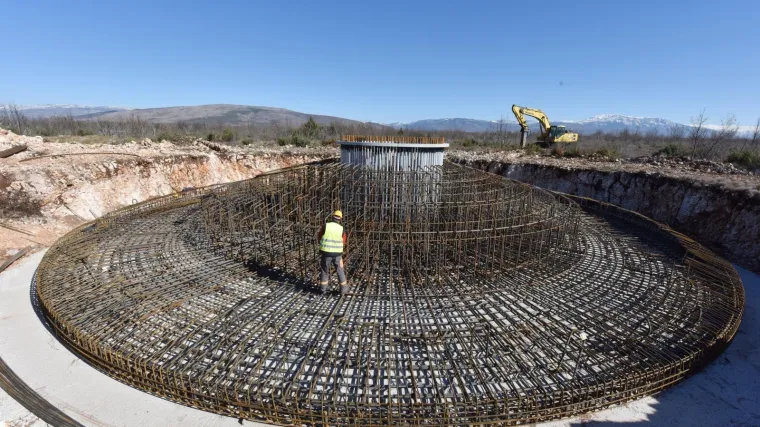 Težak je 1,8 milijardi kuna, a sve je građeno na zemlji&scaron;tu Hrvatskih &scaron;uma