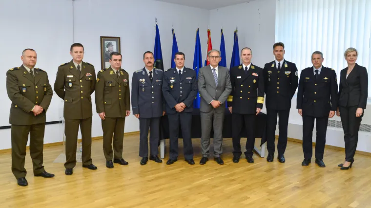 MORH potpisao sporazum: U Hrvatskoj će se uvježbavati piloti iz Mađarske, Bugarske i Slovenije