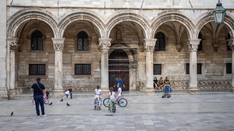 Domaći vi&scaron;e nisu u većini, evo odakle je stiglo najvi&scaron;e stranaca