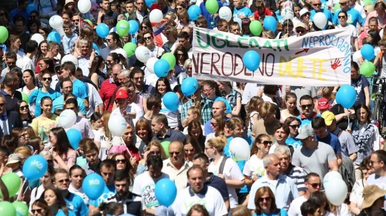 'U ovom trenutku nećemo zauzeti stav, to bi bilo neozbiljno'