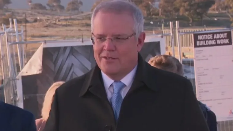 VIDEO Potjerao premijera: 'Svi se maknite s trave, molim vas. Ajmo! Upravo sam je posadio'