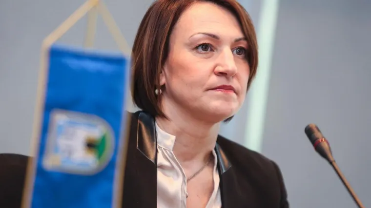 Bandićeva zamjenica: 'Divjak govori suprotno o povratku u &scaron;kolu od Vlade i HZJZ-a'