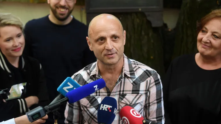 Vrijeme je za Hladno pivo? Mile Kekin i njegova supruga idu na parlamentarne izbore