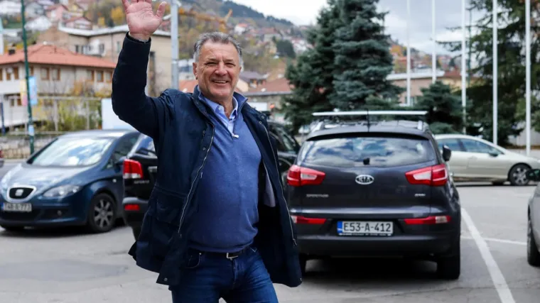 Bombastično priopćenje