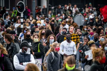 Od Europe do Australije, deseci tisuća bune se protiv nasilja nad manjinama