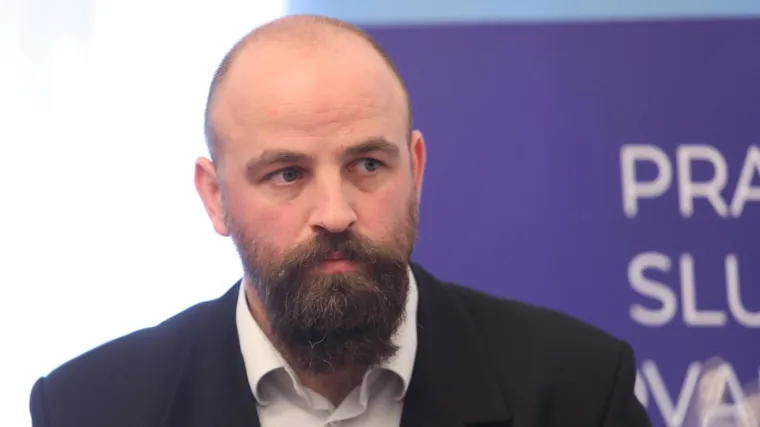 Zavr&scaron;ava mu mandat: Tvrtka Baruna na čelu Isusovačke službe za izbjeglice zamijenit će Stanko Perica