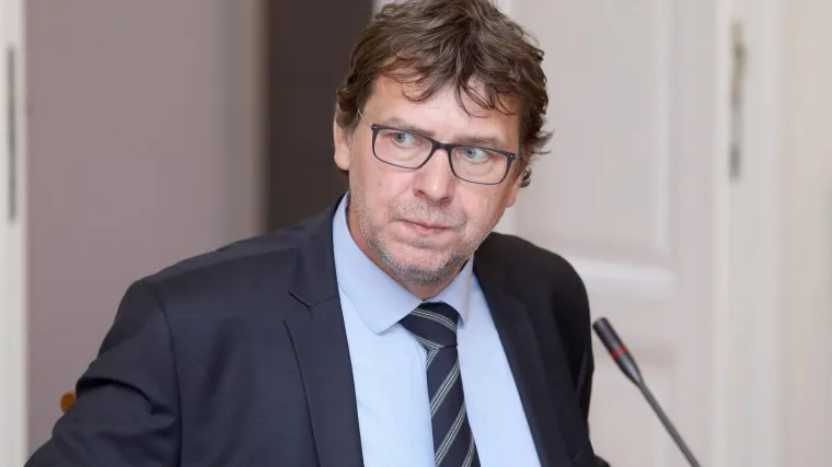 Žigmanov: 'HDF je izborni projekt za slabljenje hrvatske zajednice u Srbiji'