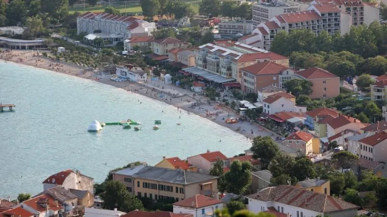 TV ekipa oti&scaron;la na Krk, evo &scaron;to su snimili; 'Nijemci i Austrijanci otkazuju rezervacije'