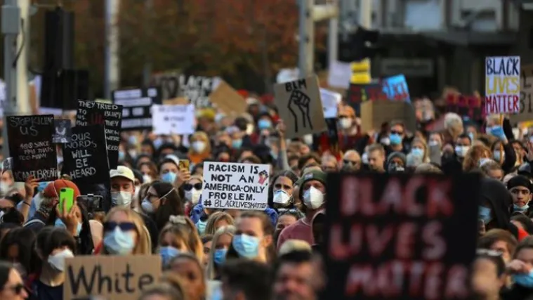 Protestom u Australiji hodao čovjek zaražen Covidom-19: Hoće li prosvjedi donijeti novi val?