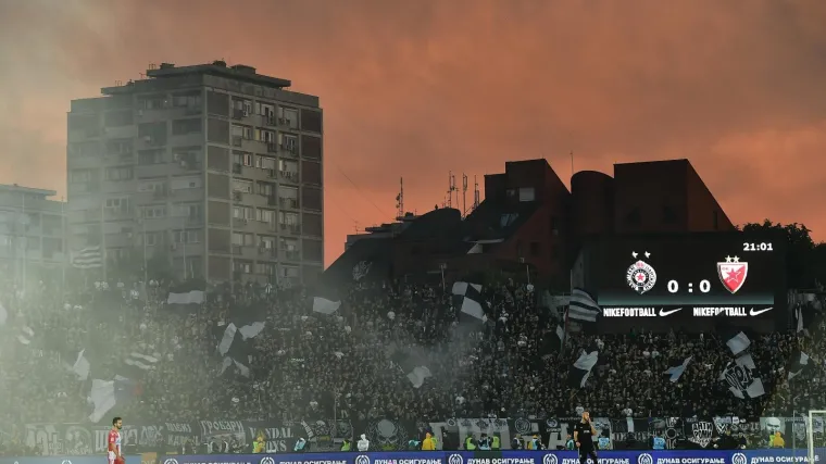 Jeste li svjesni &scaron;to se sinoć događalo na derbiju Partizana i Crvene zvezde?