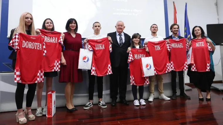 Dorotea Horvat i Luka Prce dobitnici nagrade 'Luka Ritz' za promicanje tolerancije i škole bez nasilja