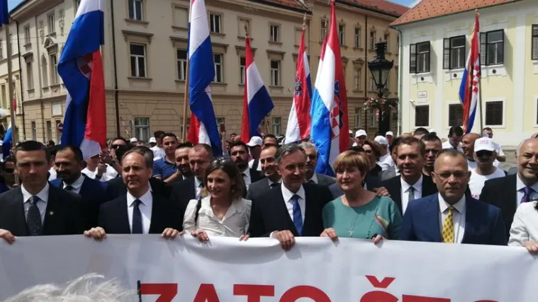 'Izaberite stadion ili dvoranu i povedite svoje žetončiće'