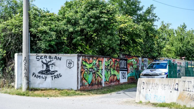 Policija ima pune ruke posla s gnusnim grafitima u Zagrebu: 'Trebamo &scaron;iriti ljubav i prijateljstvo'