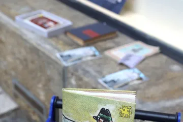 ZAGREPČANE ZATEKAO PRIZOR NA ILICI: Pogledajte što je na kanti za smeće ostavio nepoznati junak