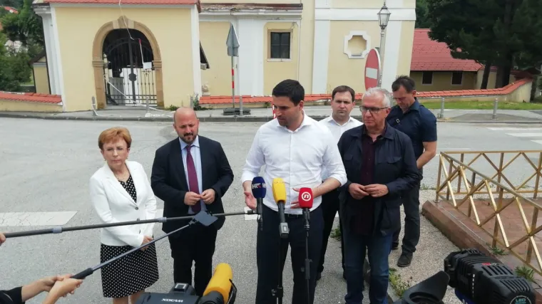 SDP-ovci u Čučerju jo&scaron; jednom napali Bandića i HDZ zbog nerada nakon zagrebačkog potresa