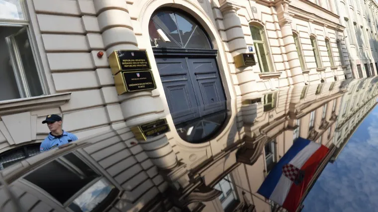 Stručnjak za PDV priznao da je &scaron;titio utajivače poreza, kaznili ga radom za opće dobro