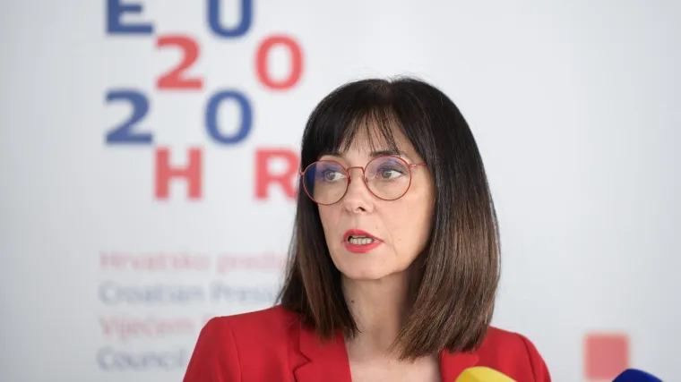 Divjak o &Scaron;kori i Raspudiću: 'Radi se o sadističkom ponižavanju žena, kao i njihovih prava'