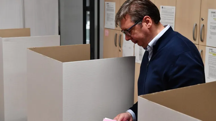 U Srbiji zatvorena birali&scaron;ta: Objavljeni prvi neslužbeni rezultati, Vučić uvjerljivo pobijedio