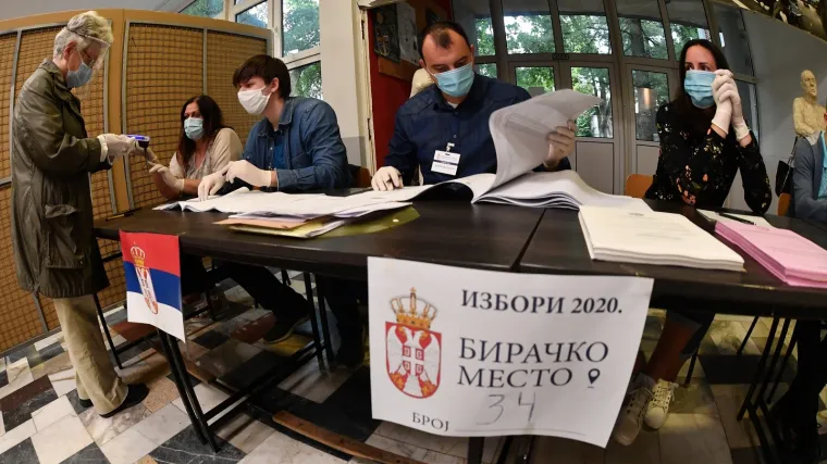 Parlamentarni izbori u Srbiji: Predizborne prognoze predviđaju uvjerljivu pobjedu Vučića