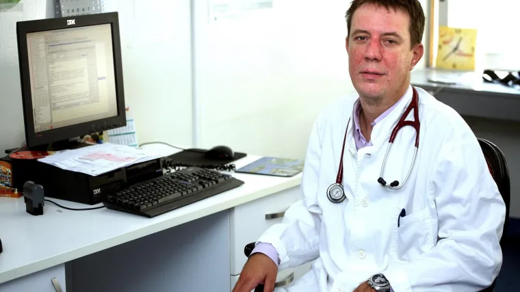 'Premijer je morao otići u samoizolaciju. To što je sada negativan, ne znači puno'