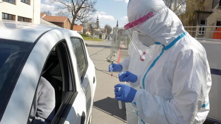 U Zagrebu se planira uvesti obveza no&scaron;enja za&scaron;titnih maski, a okupljanja? Evo &scaron;to se planira s njima...