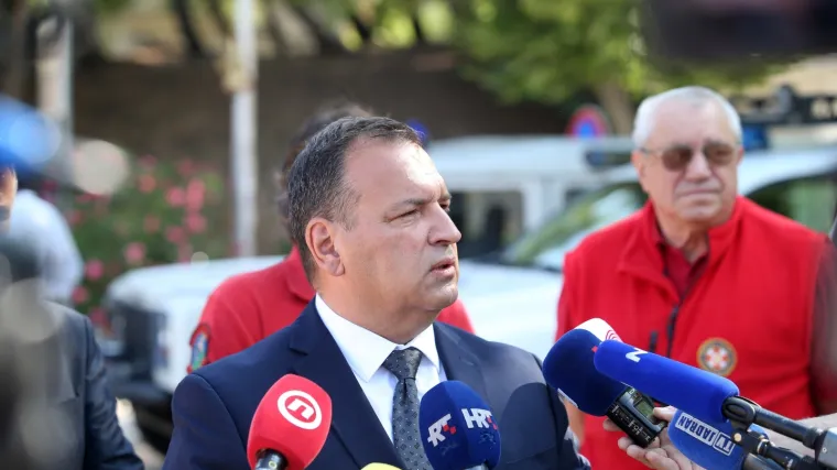 'U odnosu na jučer, jutros je manji broj novooboljelih. Vrijeme je za suživot'